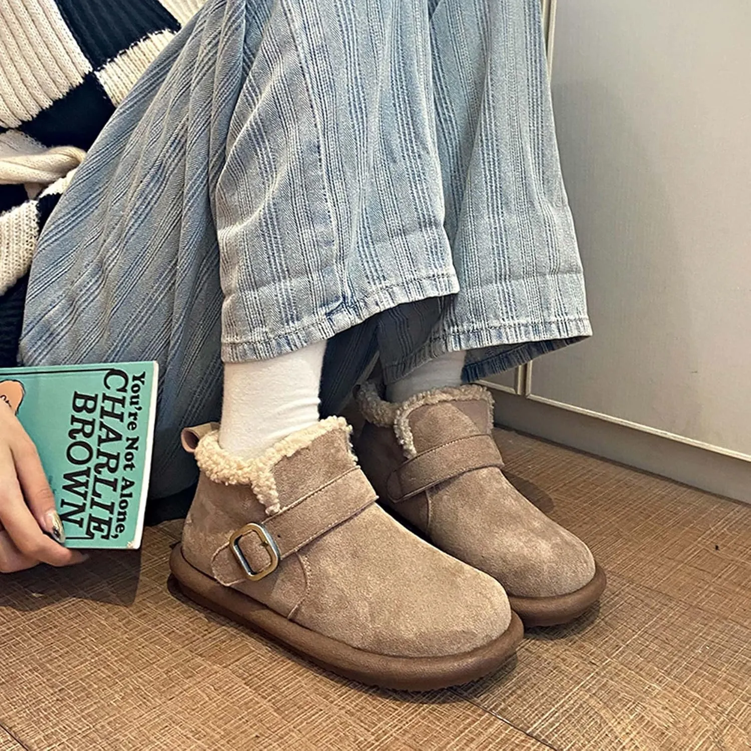 women's snow boots lamb plush short boots thick soles plush insulation Buchan cotton shoes winter short sleeves flat heels
