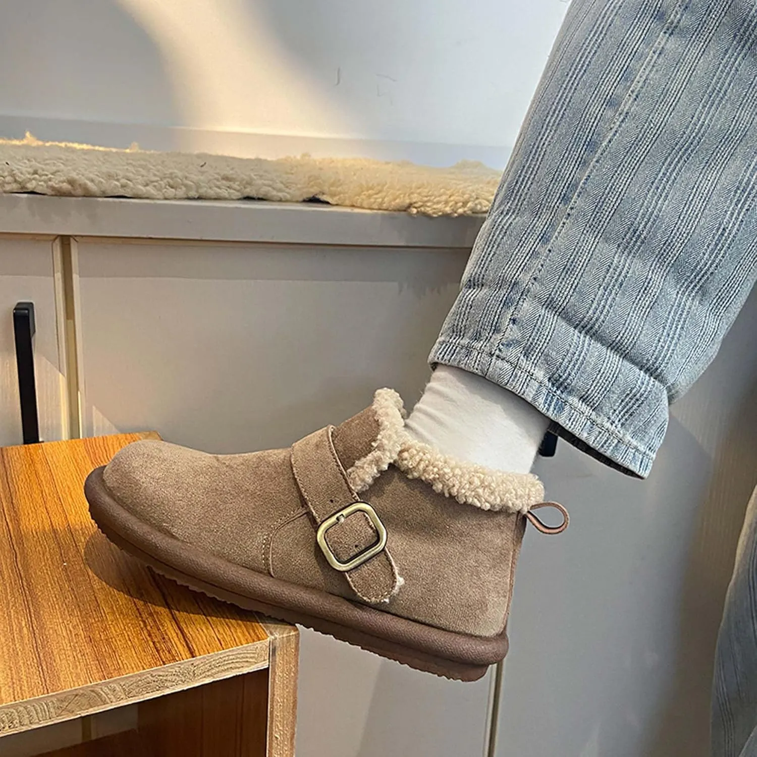 women's snow boots lamb plush short boots thick soles plush insulation Buchan cotton shoes winter short sleeves flat heels